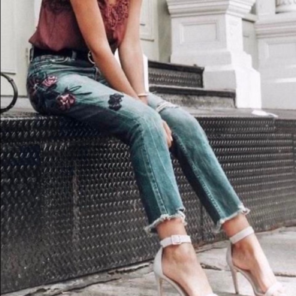 Abercrombie‎ Annie High Rise Girlfriend Jeans NWT